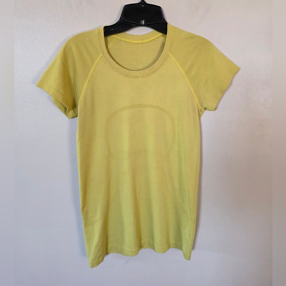Lululemon Swiftly Tech Short Sleeve Women's Top